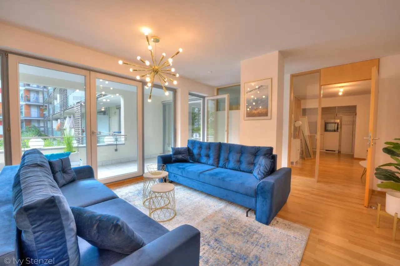 Zwei Zimmer Wohnung Im Stadtzentrum Mit Tiefgaragenplatz Munich Apartment