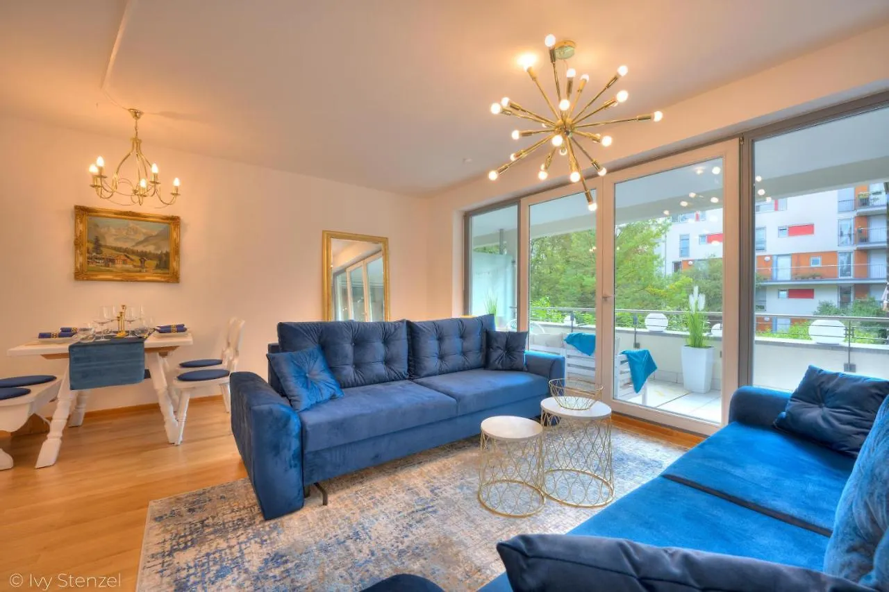 Zwei Zimmer Wohnung Im Stadtzentrum Mit Tiefgaragenplatz Munich